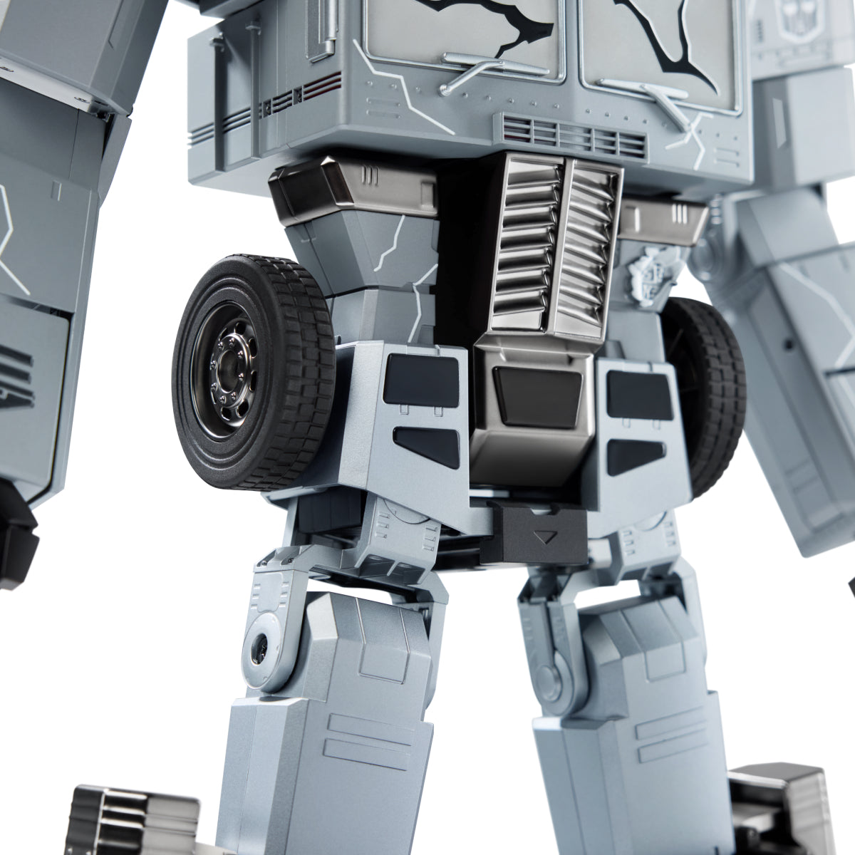Robosen Flagship Series – Transformers G1 Optimus Prime: The Fallen Leader Edition