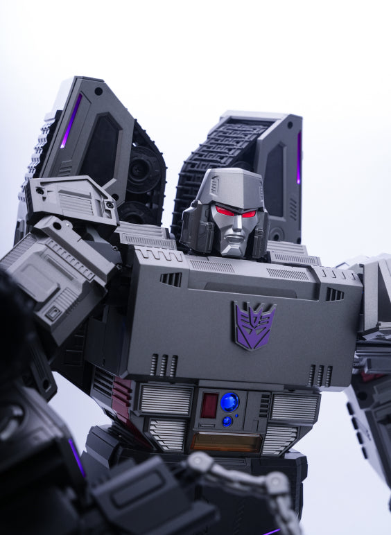 Robosen Flagship Megatron – Selbsttransformierender Roboter